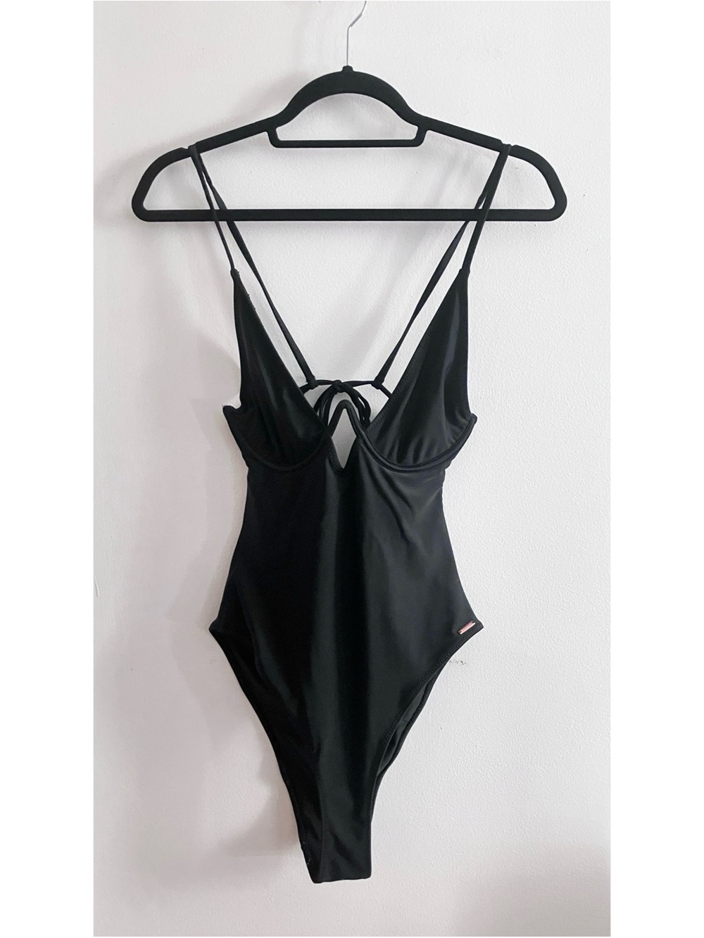 White Fox Black High-Cut One-Piece Swimsuit w/Adjustable Tie Straps Women’s SM